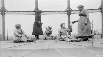 أصول طقس الشاي البريطاني: رحلة تاريخية من عصر الفيكتوريين